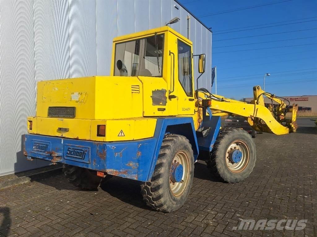 Schaeff SKS 661 لوادر بعجل