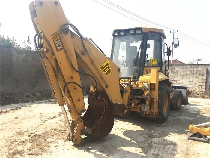 JCB 3 CX لوادر ذات جرافات عكسية