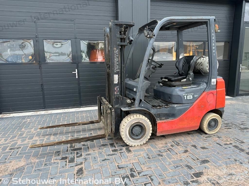 Toyota 02-8FGF18 شاحنات LPG