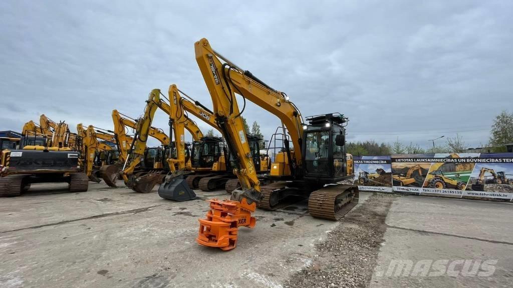 JCB JS 145 LC حفارات زحافة