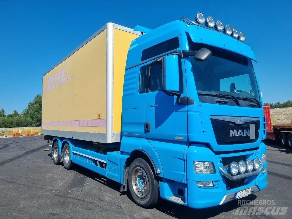 MAN TGX 28.560 شاحنات الحاويات
