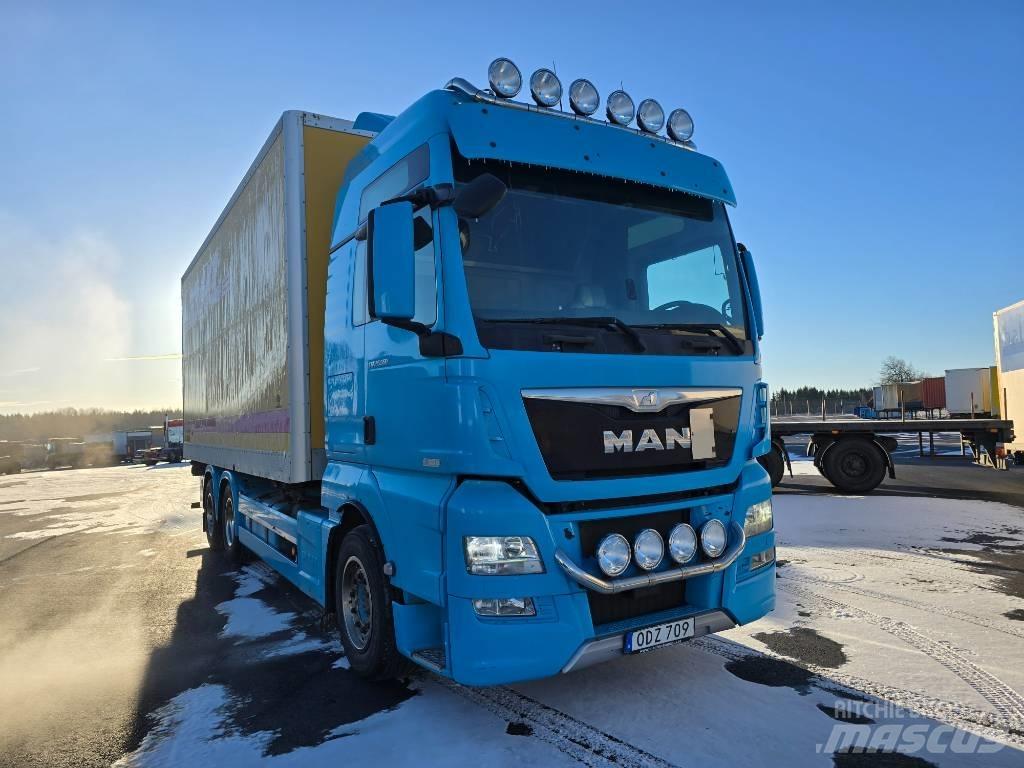 MAN TGX 28.560 شاحنات الحاويات