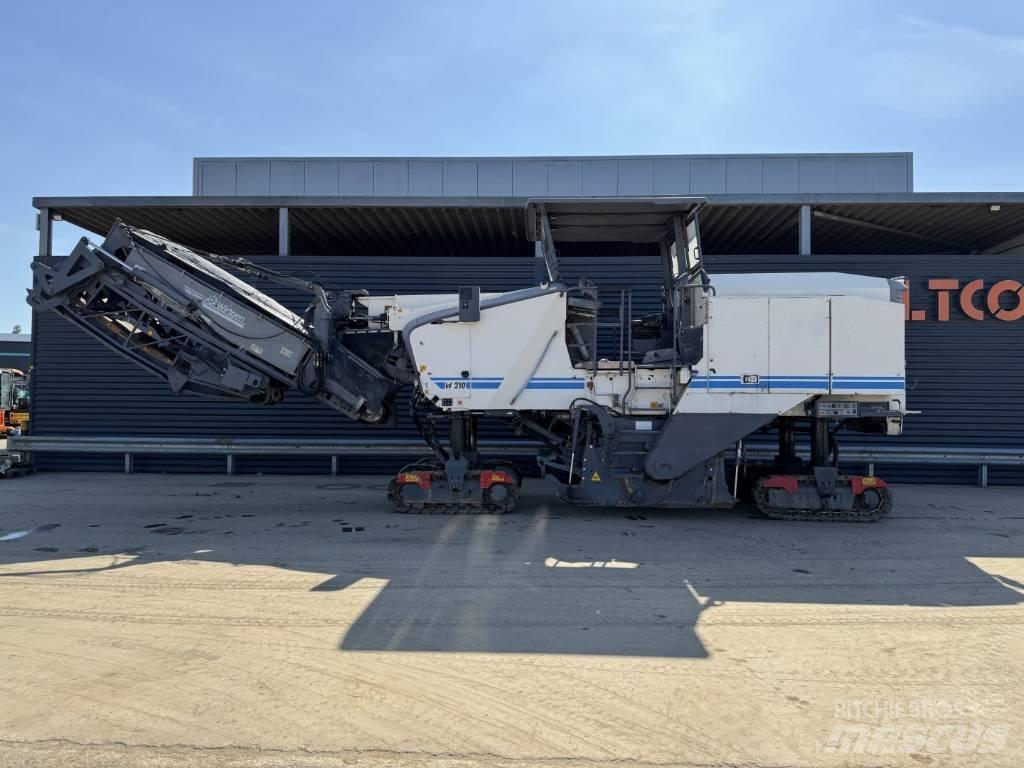 Wirtgen W 210 ماكينات الكشط البارد للأسفلت