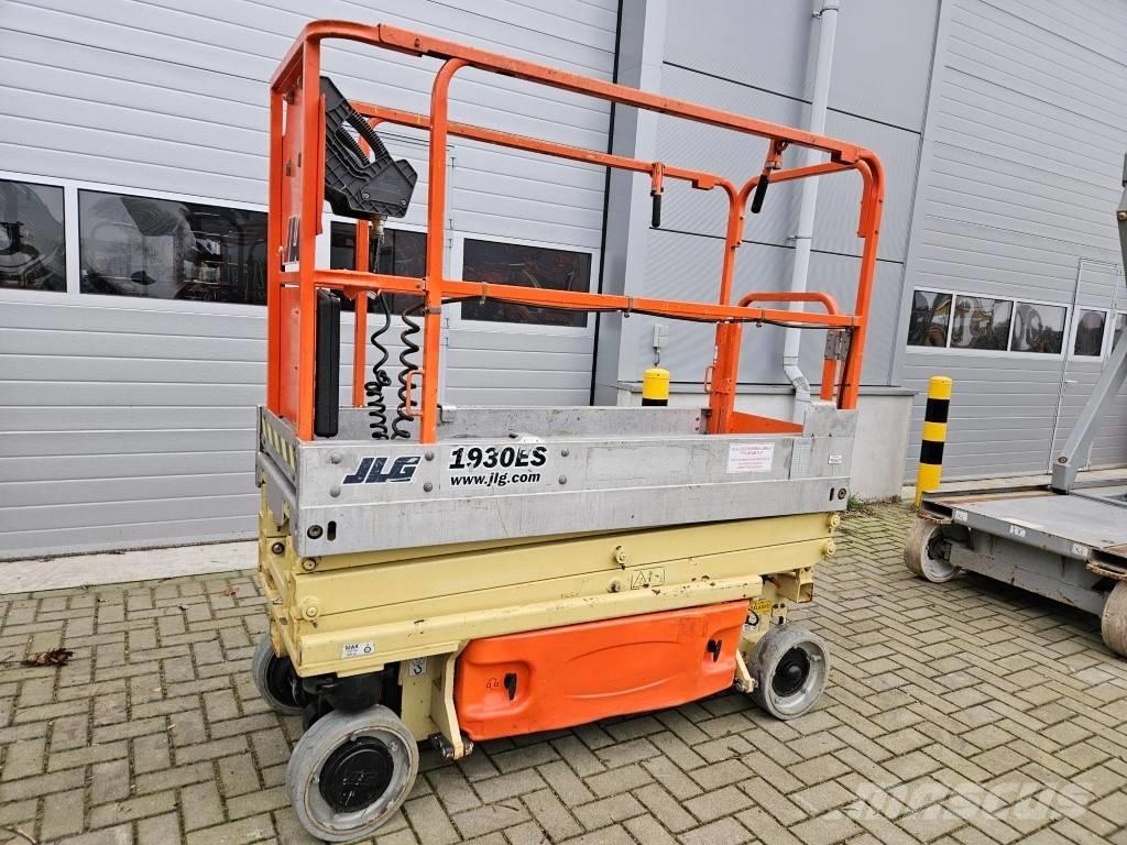 JLG 1930 ES رافعات مقصية الشكل