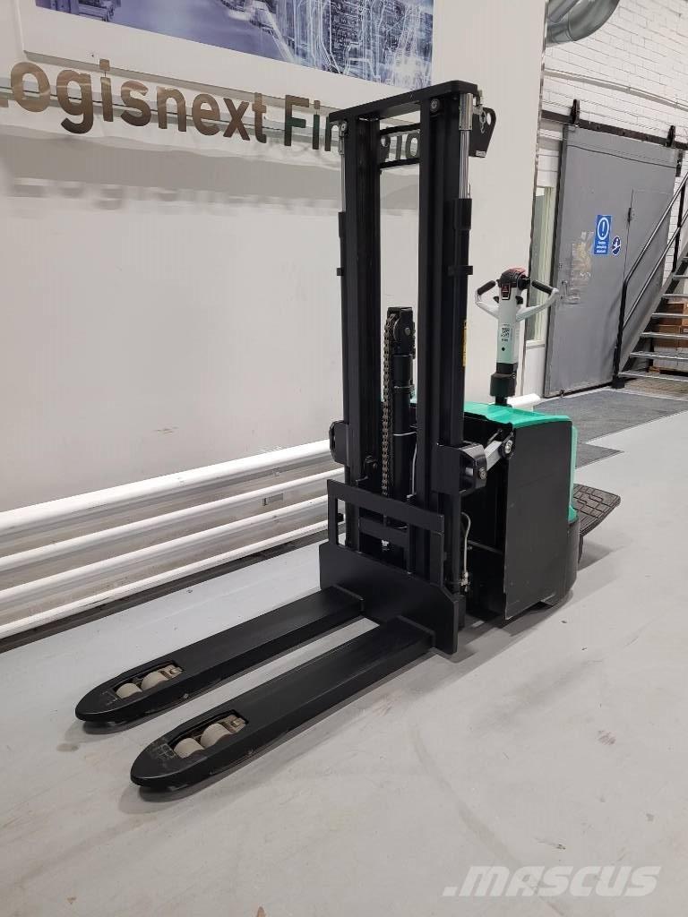 Mitsubishi SBP16N2IR شاحنات مناولة ذاتية الدفع