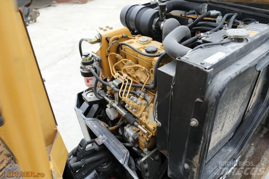 CAT CB 224 E مداحل ثنائية الاسطوانة