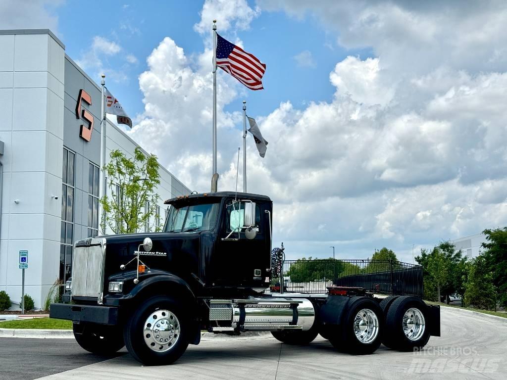 Western Star 4900 SF وحدات الجر
