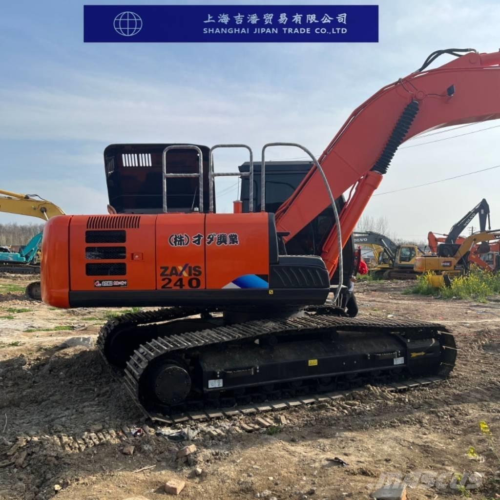 Hitachi ZX 240 حفارات زحافة