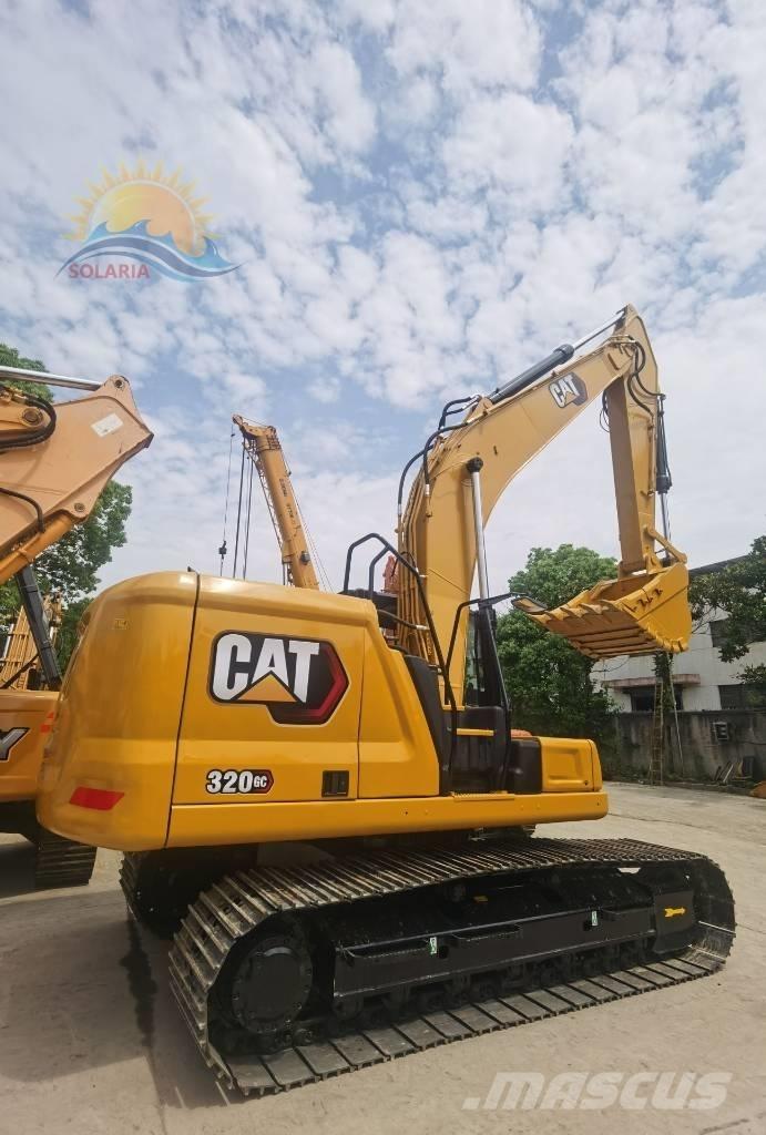 CAT 320 GC حفارات زحافة