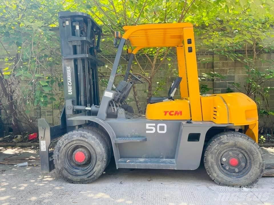TCM FD 50 شاحنات الديزل
