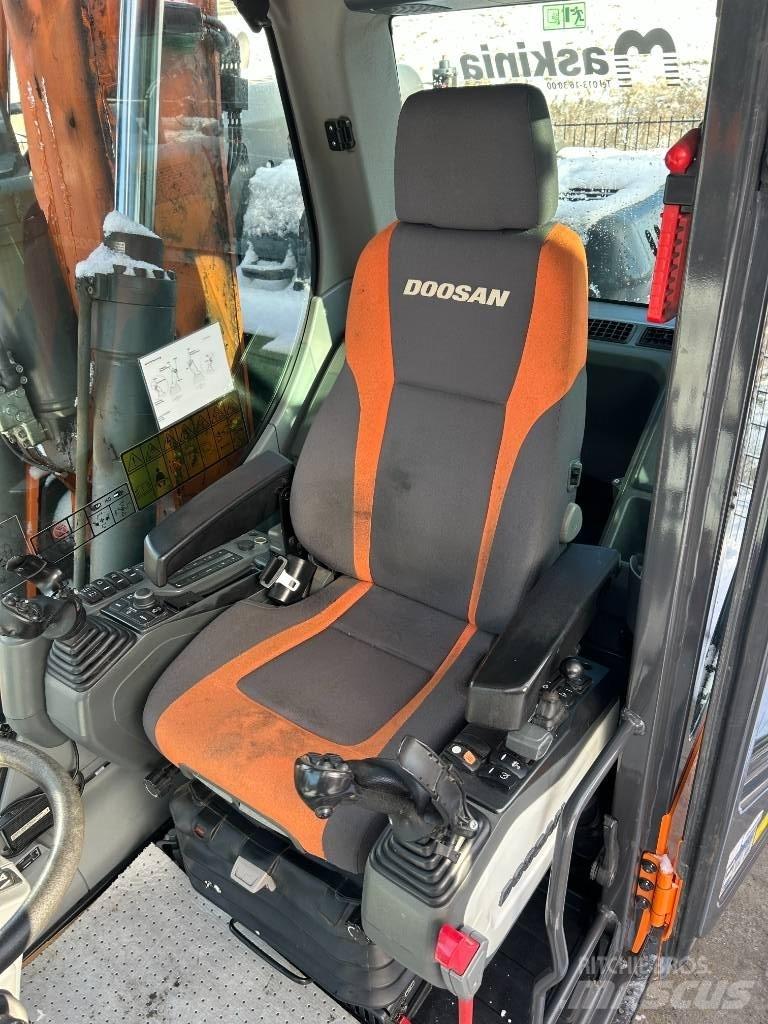 Doosan DX165WR-5 حفارات بعجل