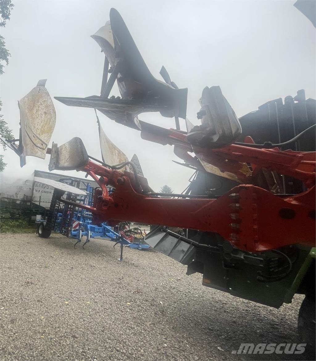 Kuhn Varileader 8 محاريث عكسية