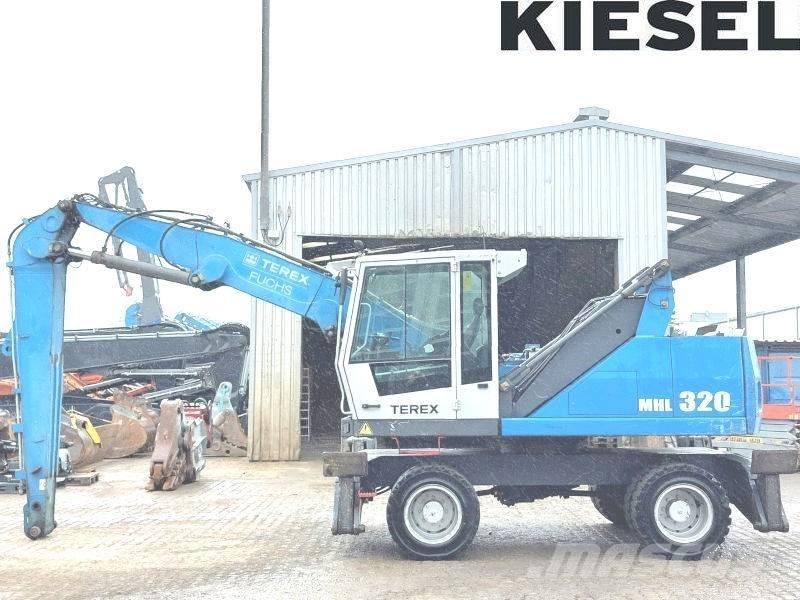 Fuchs MHL 320 D مناولات المخلفات / مناولات صناعية