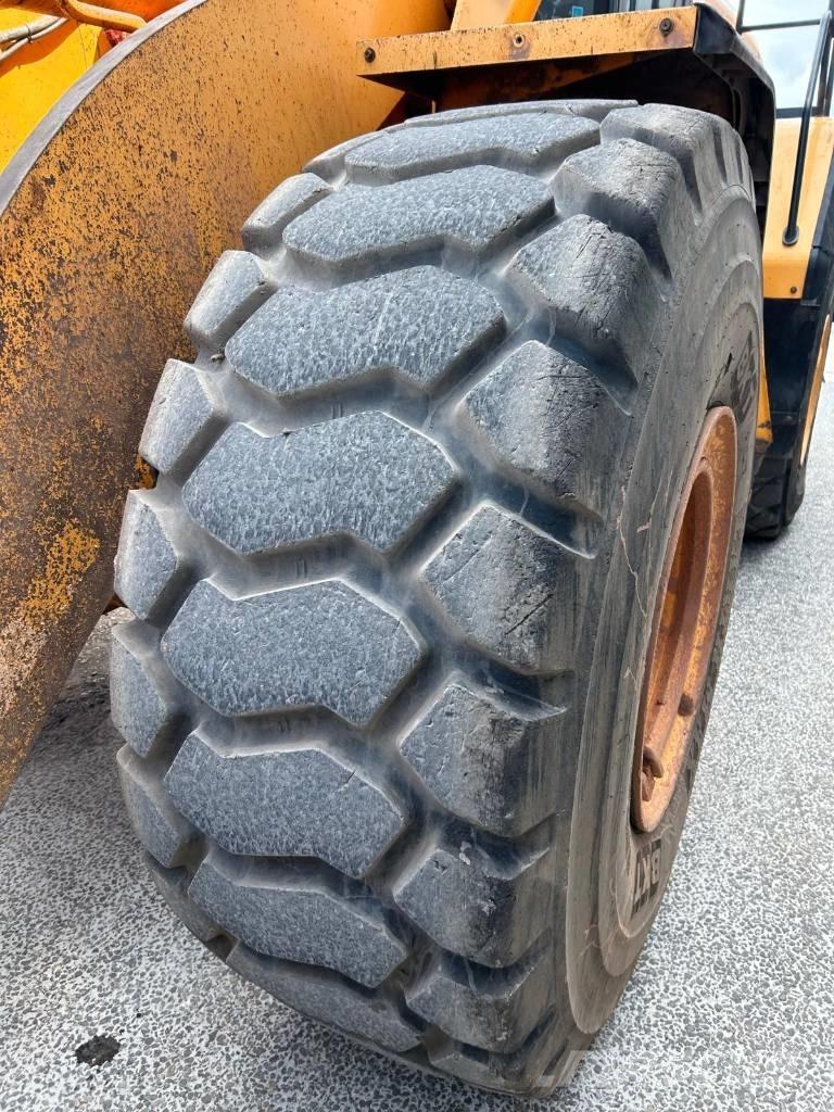 Hyundai HL 970 لوادر بعجل