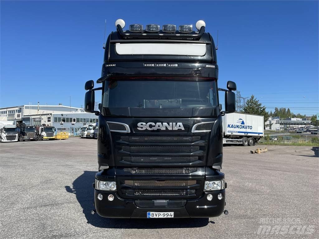 Scania R580 6x4 وحدات الجر