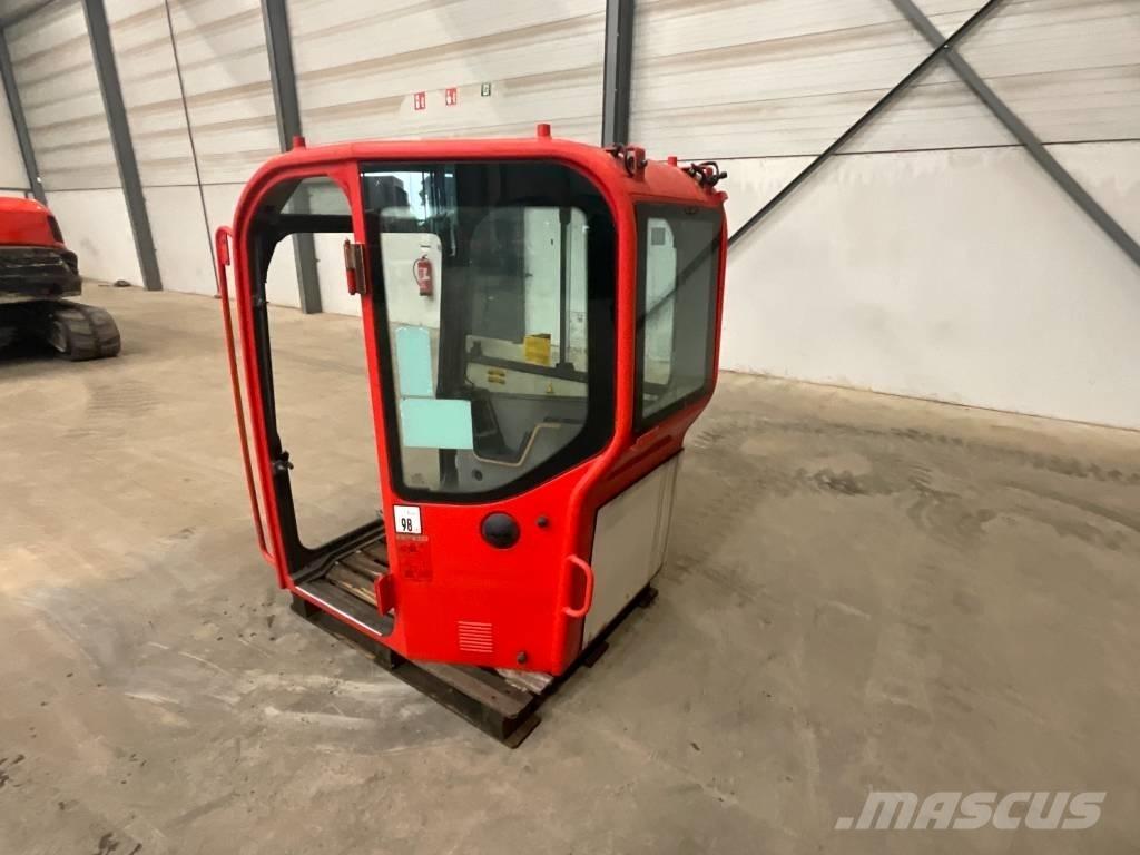 Volvo ECR 88 D كابينة والداخلية