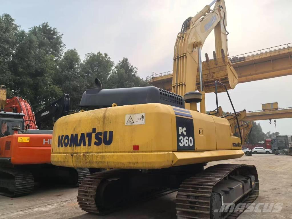 Komatsu PC 360-7 حفارات زحافة