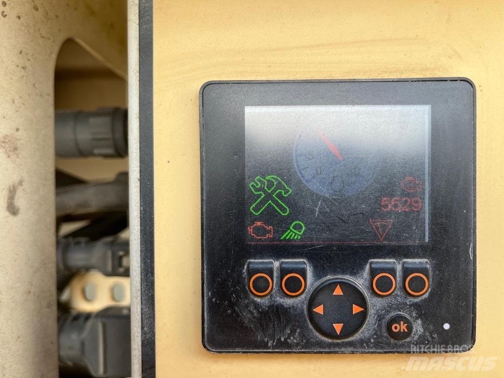 Sandvik QE 141 أجهزة فحص متنقلة