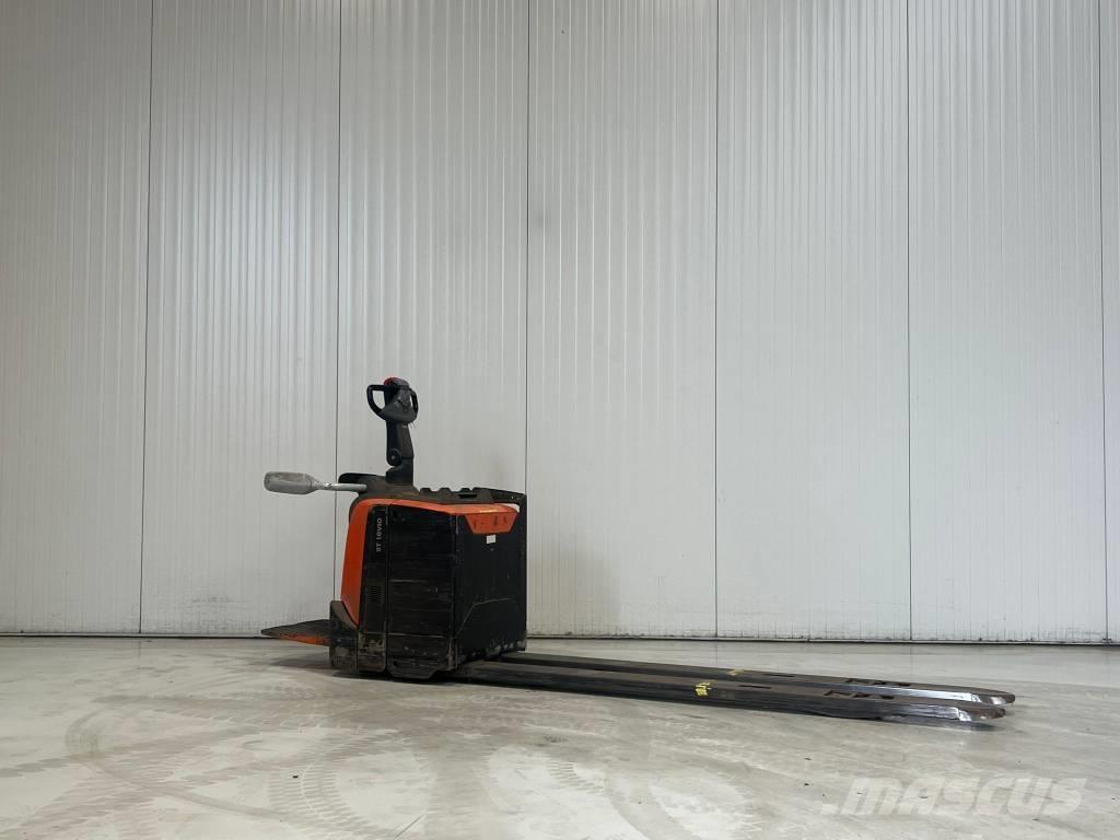 BT LPE250 رافعة منخفضة المستوى ذات منصة