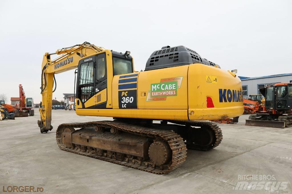 Komatsu PC 360 LC - 11 حفارات زحافة