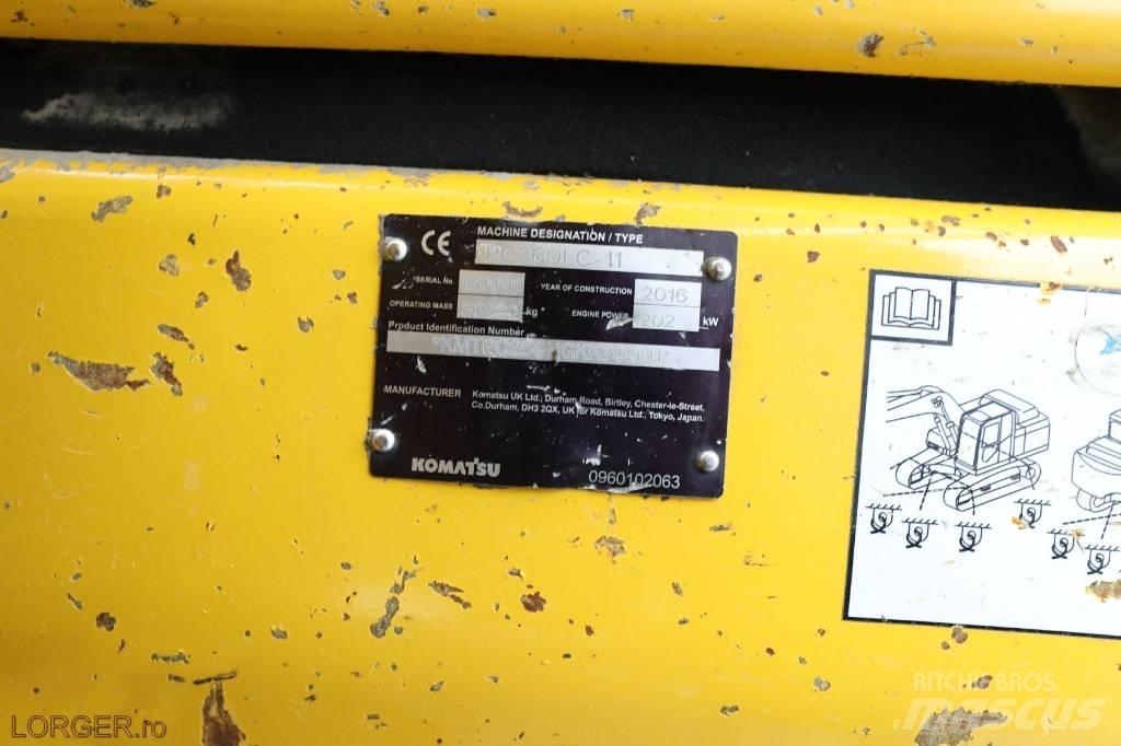 Komatsu PC 360 LC - 11 حفارات زحافة