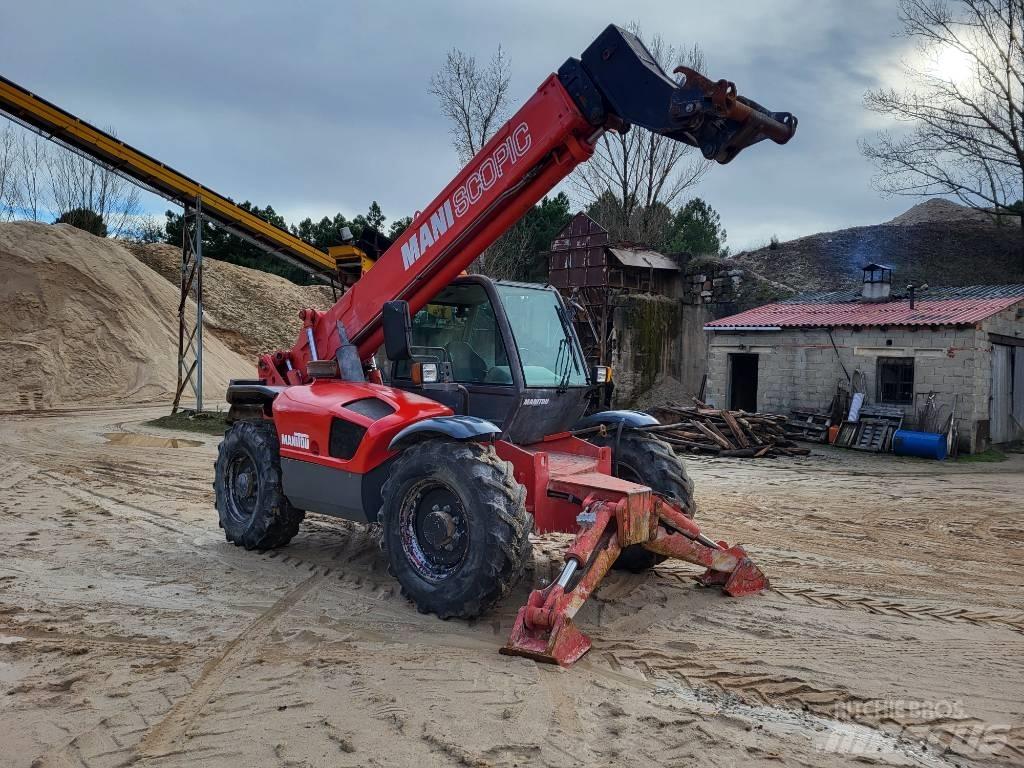 Manitou 1235s مناولات متداخلة