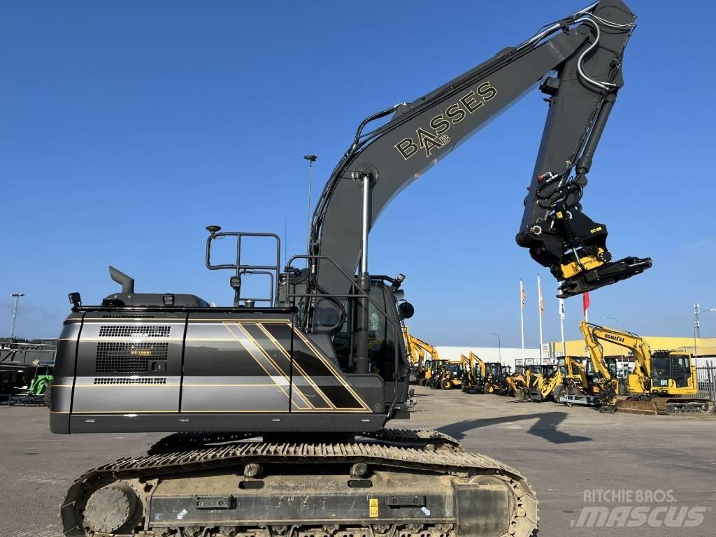 CASE CX 210 E حفارات زحافة