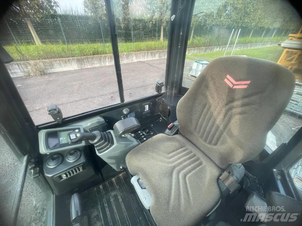 Yanmar Vio 27-6 حفارات صغيرة أقل من 7 طن (حفارات صغيرة)