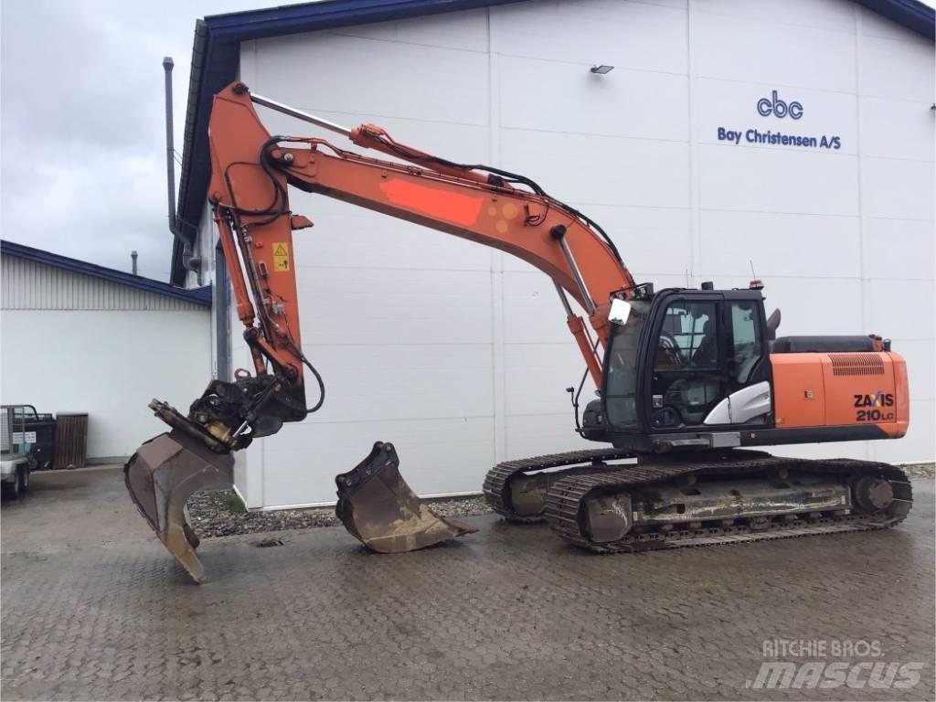 Hitachi ZX 210 LC حفارات زحافة