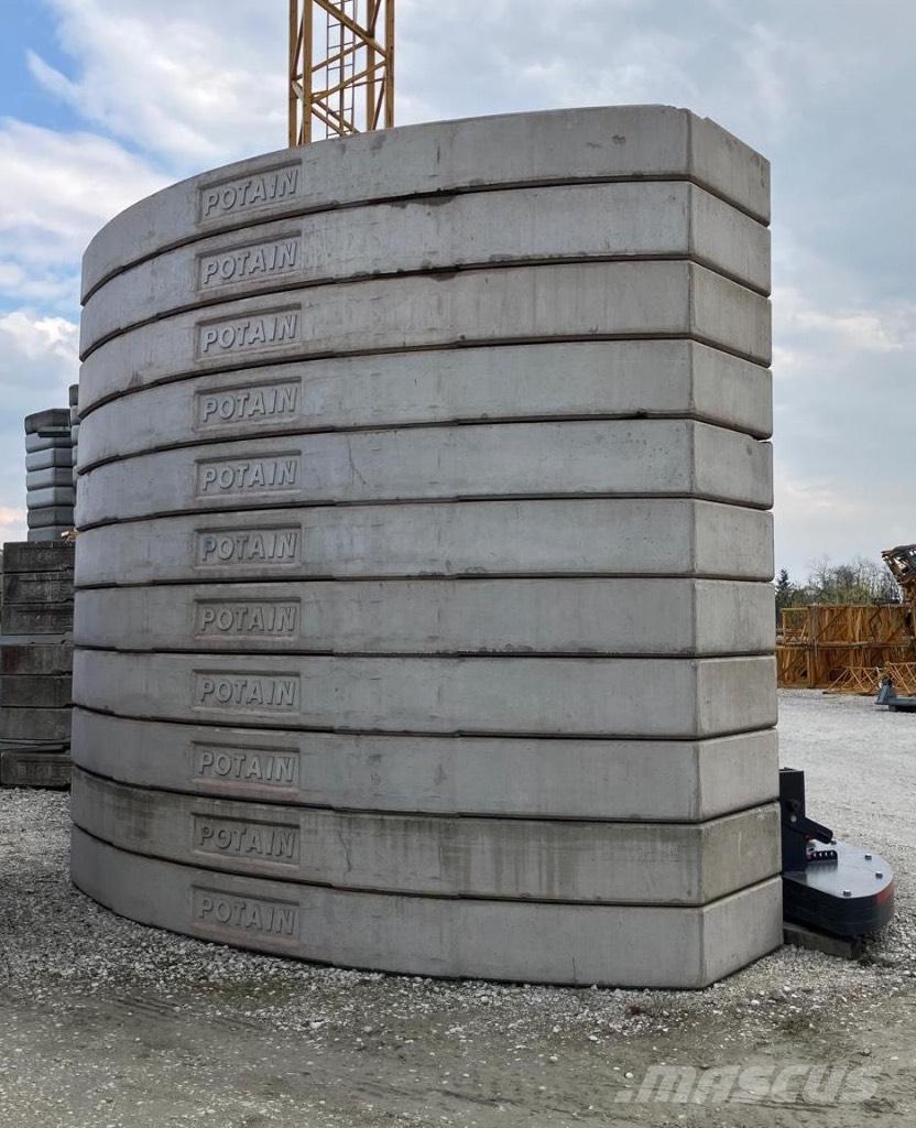 Potain Igo T 130 رافعات ذاتية الارتفاع