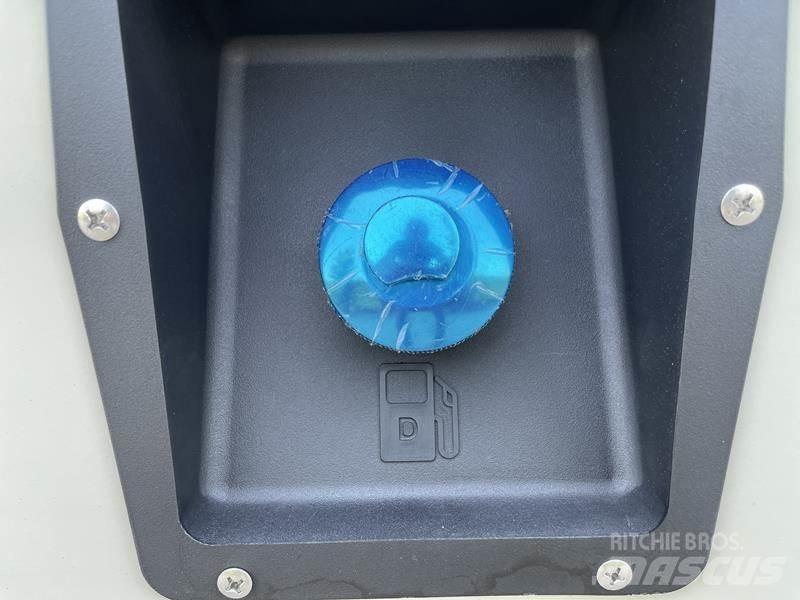 Cummins 55 kVA مولدات ديزل
