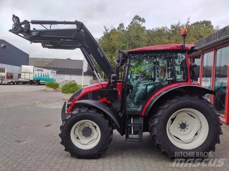 Valtra A95 الجرارات