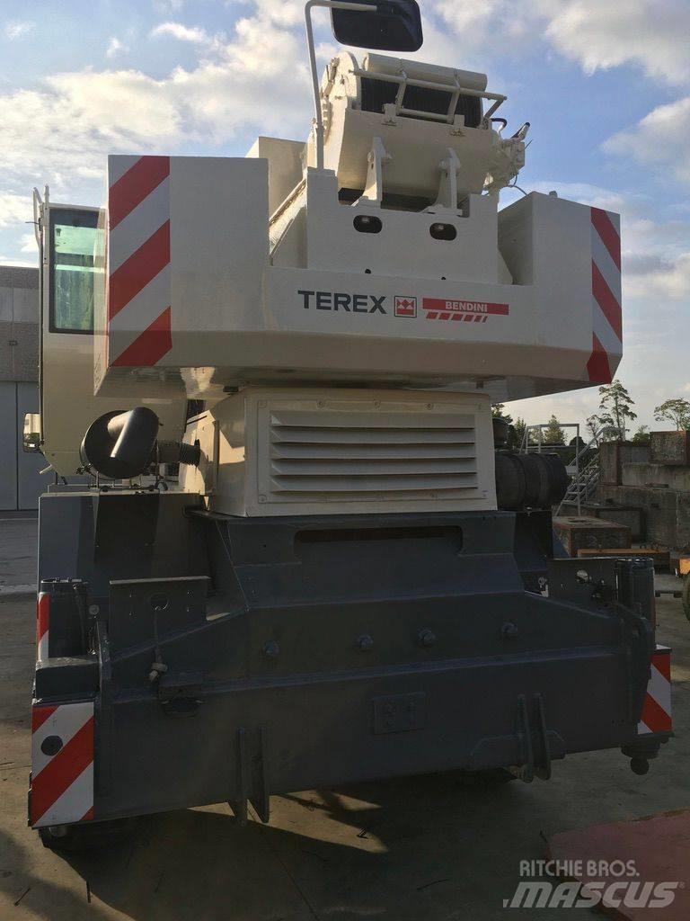 Terex A 450 رافعات الطرق الوعرة