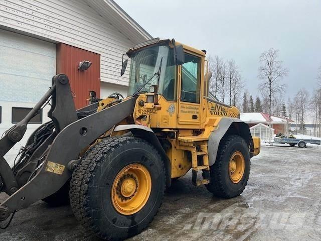 Volvo L90E لوادر بعجل