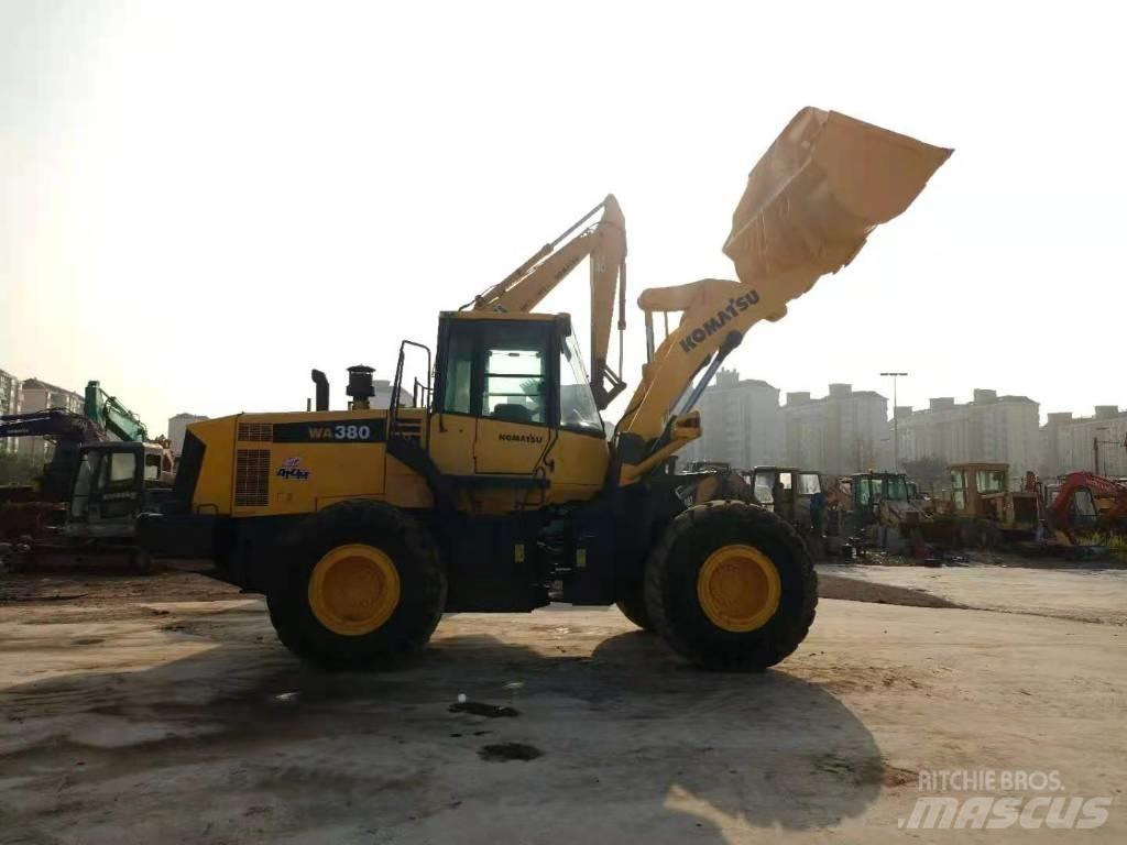 Komatsu WA 380-6 لوادر بعجل