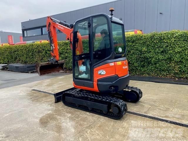 Kubota U 27-4 حفارات صغيرة أقل من 7 طن (حفارات صغيرة)