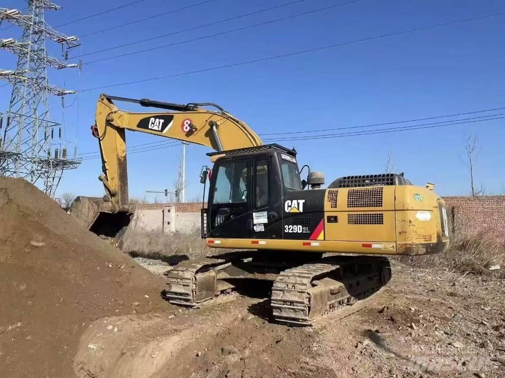 CAT 329 D2 حفارات زحافة
