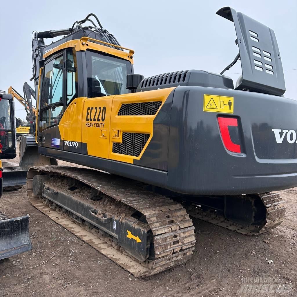 Volvo EC 220 DL حفارات زحافة