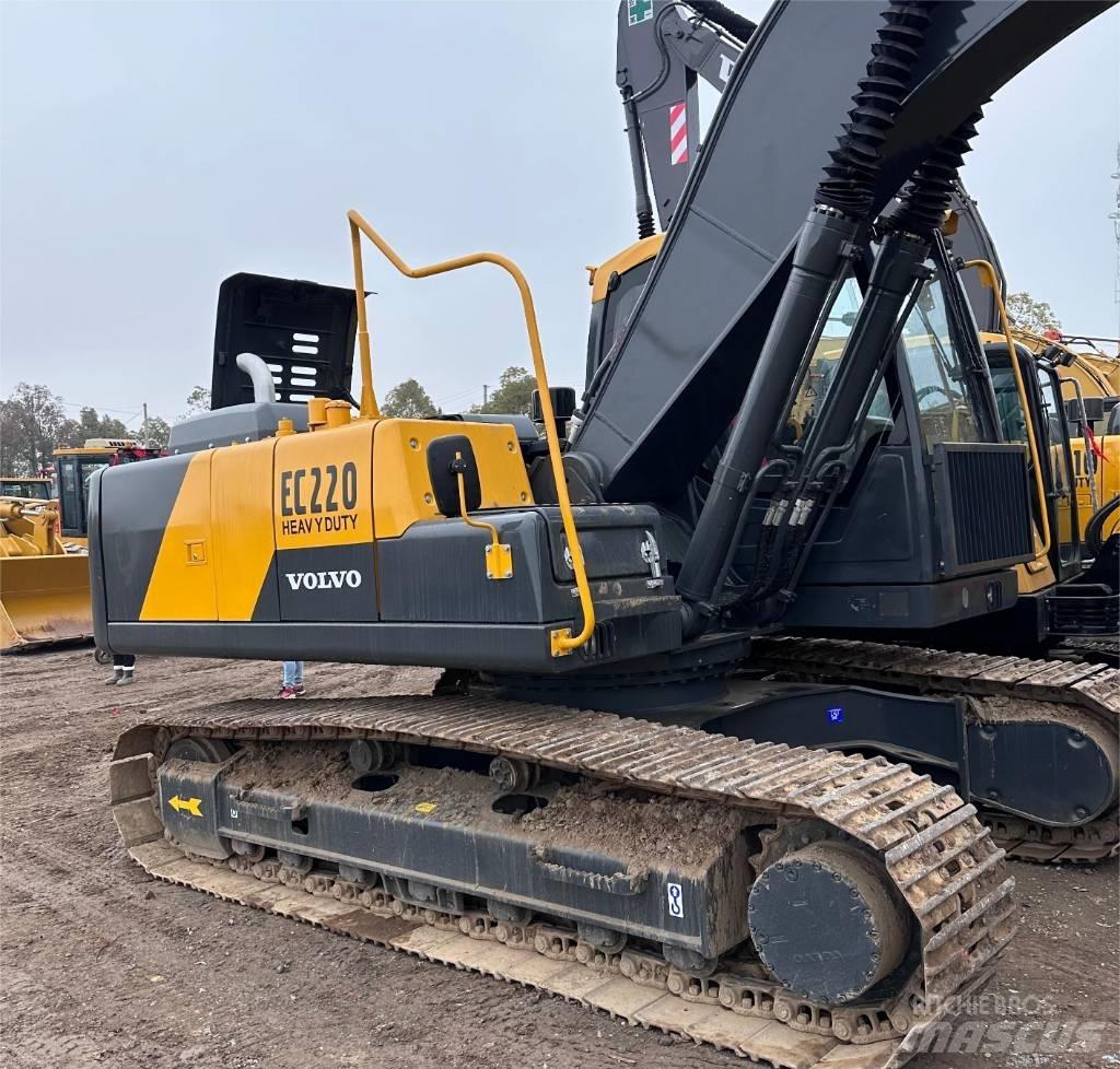 Volvo EC 220 DL حفارات زحافة