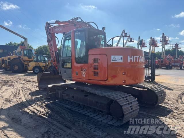 Hitachi ZX 135 US حفارات زحافة