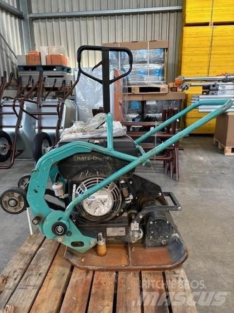 Ammann APF 20/50 دكاكات أفقية