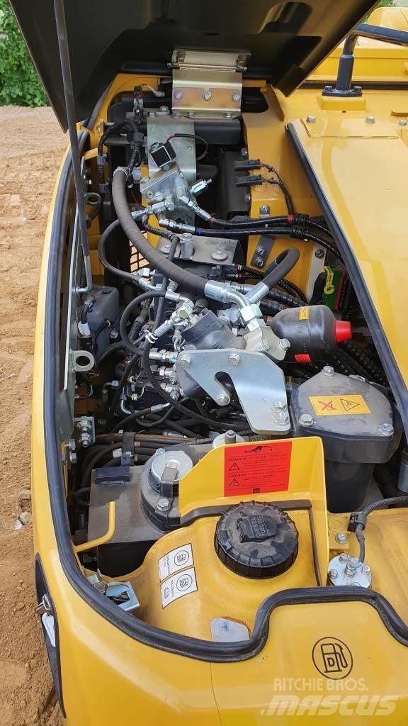 Komatsu PC88 MR-11E0 حفارات وسط 7 طن - 12 طن