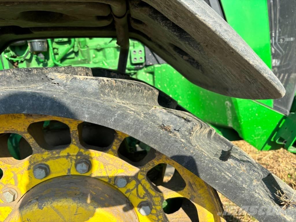 John Deere 8RX410 الجرارات