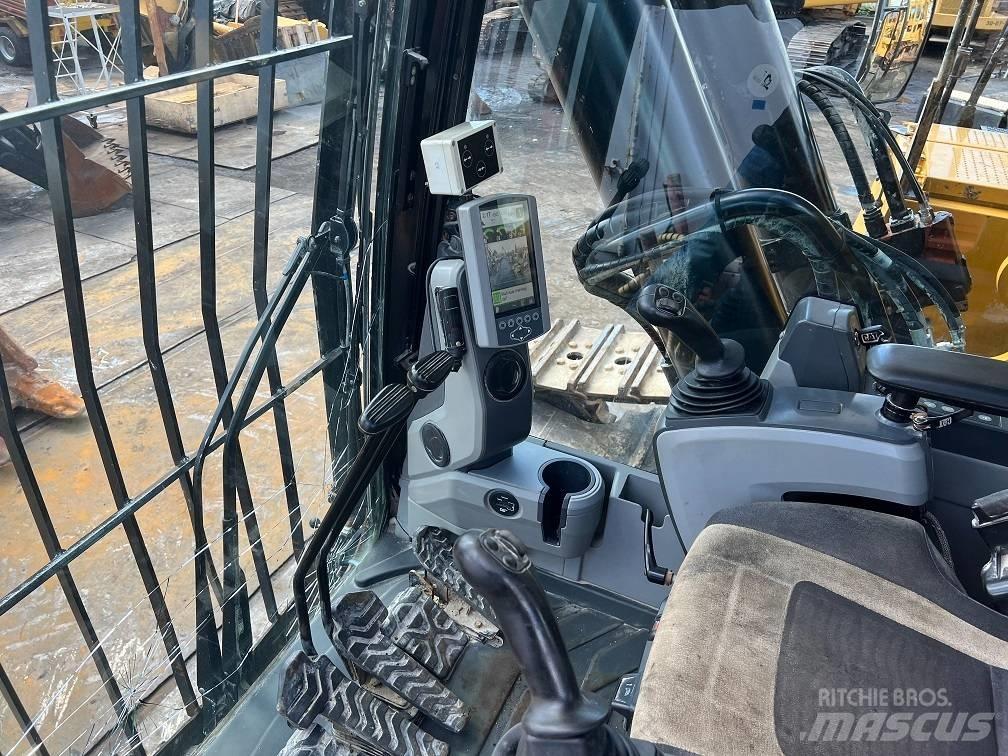 CAT 374 F L  ( 374FL ) حفارات زحافة