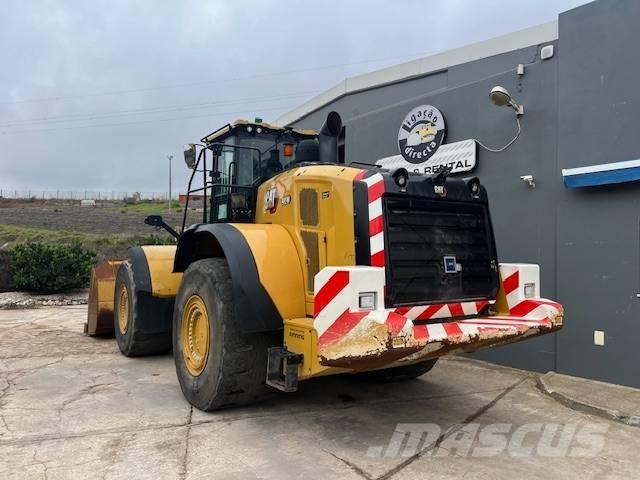 CAT 982 لوادر بعجل