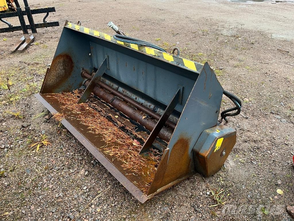 Stark 170 معدات نشر الرمال والملح