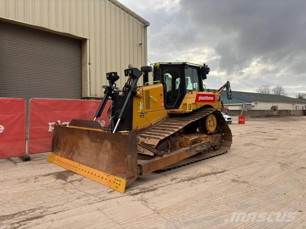 CAT D6T LGP بلدوزرات مجنزرة