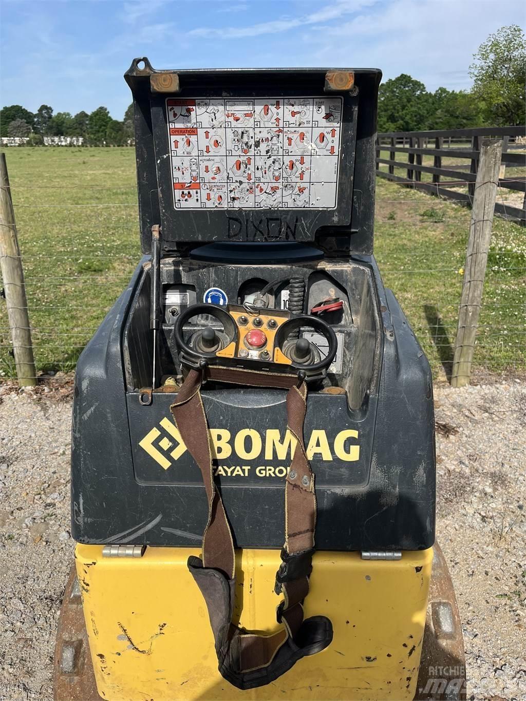 Bomag BMP 8500 مداحل