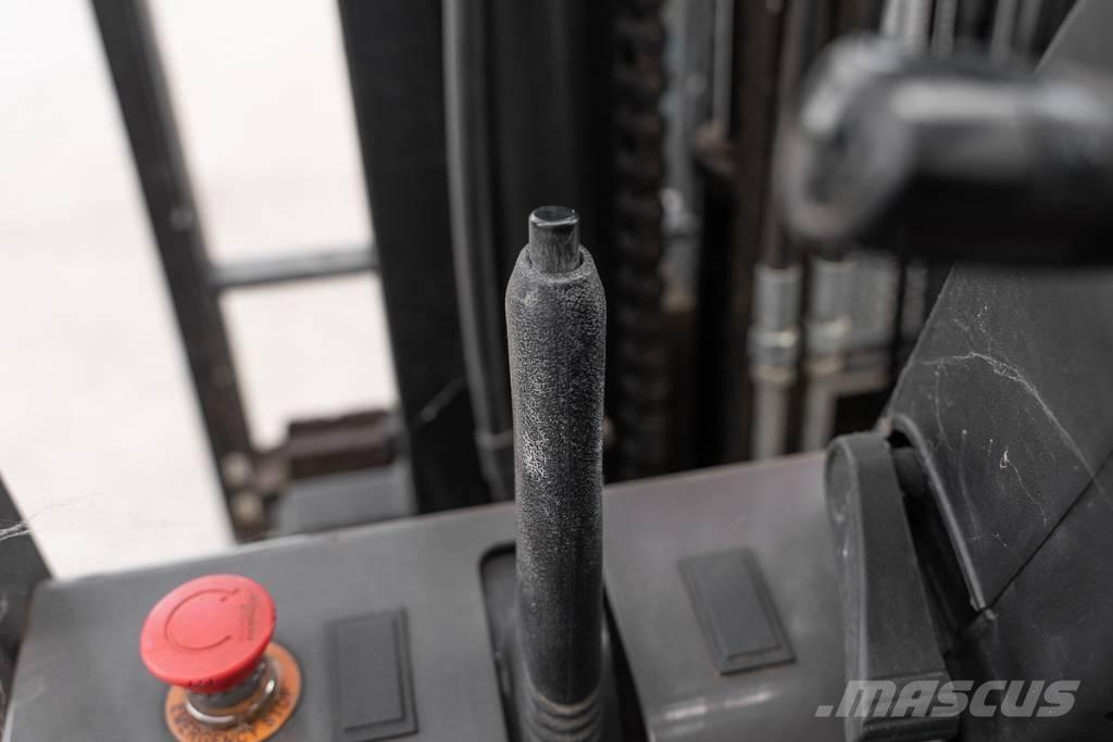 Manitou ME 430 شاحنات ذات رافعات شوكية تعمل بالكهرباء