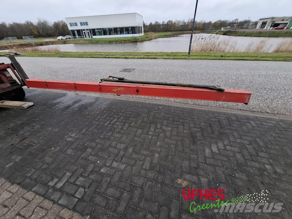 Greentec 930 ماكينات تقطيع أخشاب الحراجة